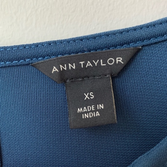 ANN TAYLOR Circle Lace Trim Royal Blue Top - Picture 5 of 5